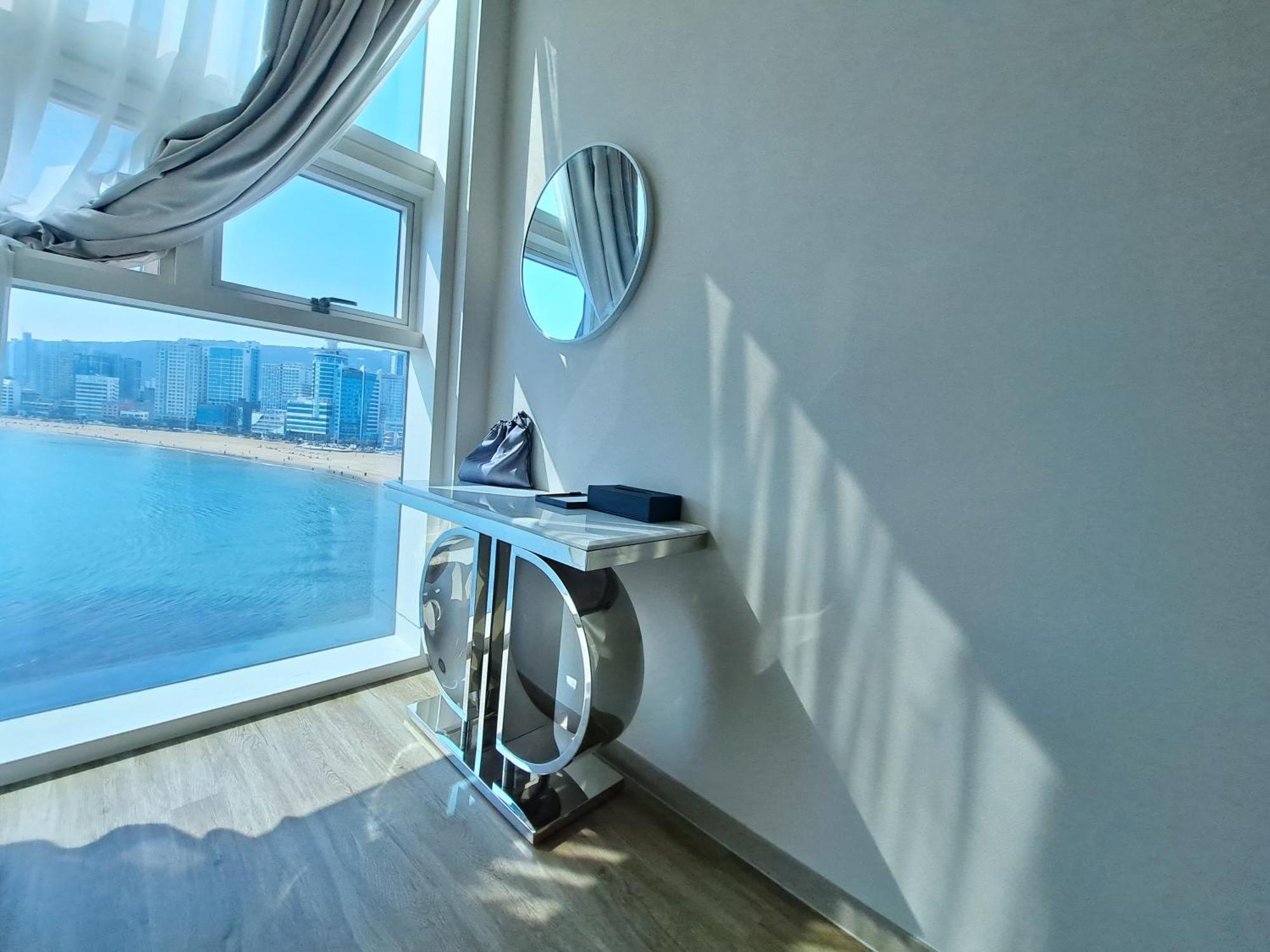Ocean The Point Hotel Puszan Kültér fotó